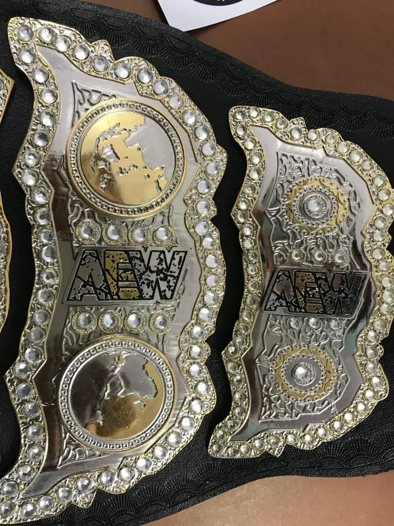 AEW World Heavyweight Championship Belt โ view 8