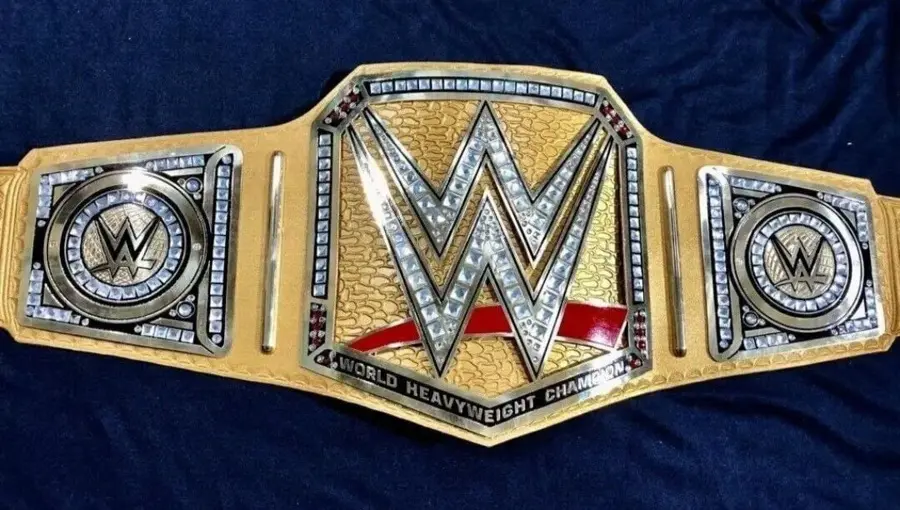 WWE Universal Championship Title Belt โ view 2