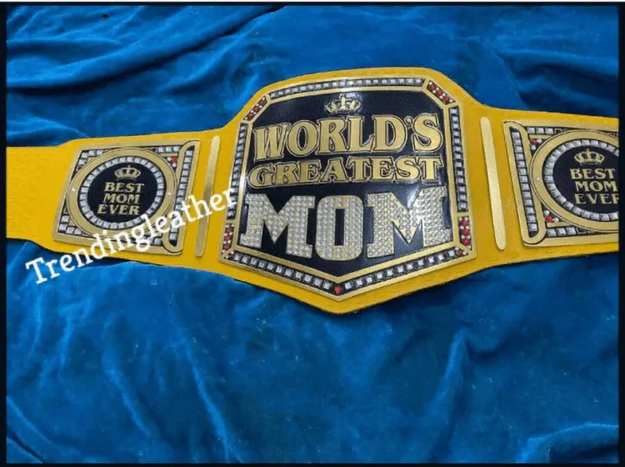 World Greatest Mom Gift Championship Belt — view 3