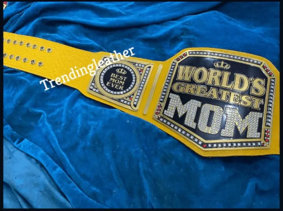 World Greatest Mom Gift Championship Belt — view 2