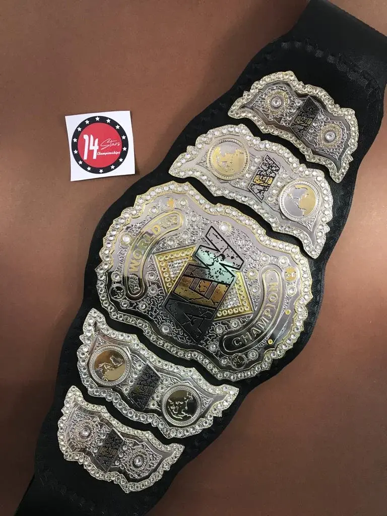 AEW World Heavyweight Championship Belt โ view 1