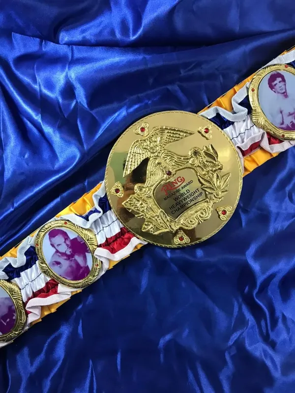 Boxing world heavyweight championship belt
