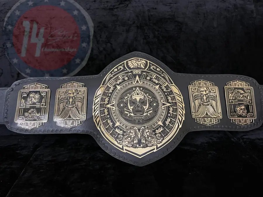 Lucha Underground Championship Belt โ view 1